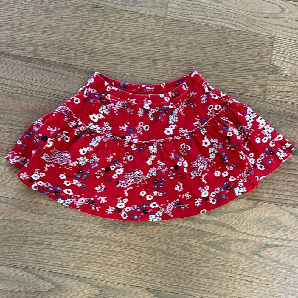 Petit Bateau red, white and blue floral cotton skirt, size 8/128 cm- runs small
